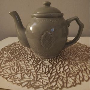Green Teapot